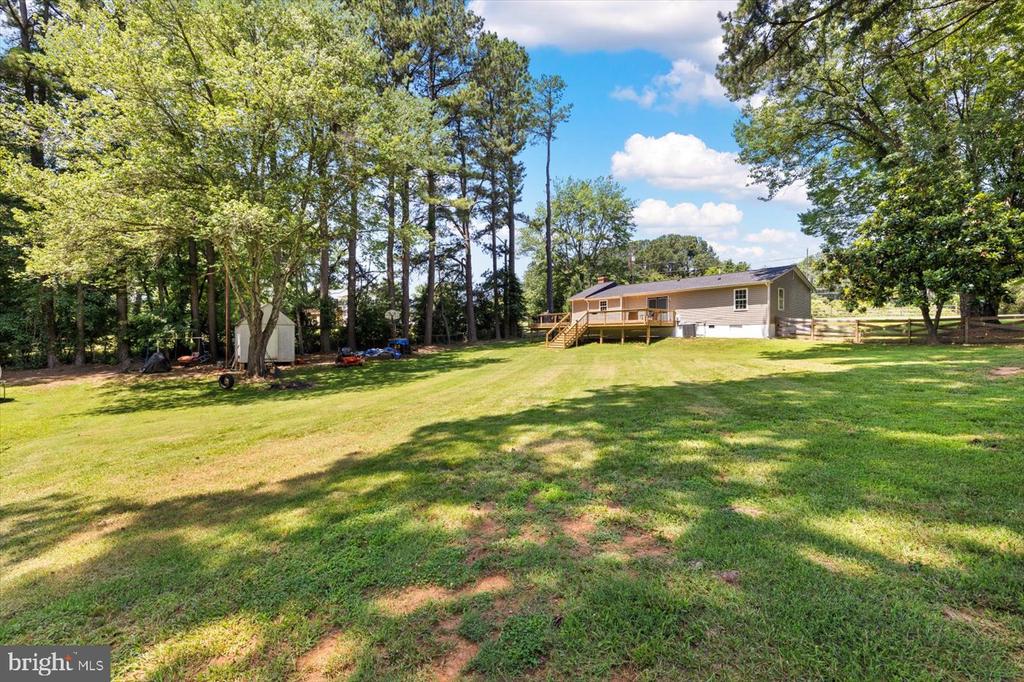 9606 RAPIDAN DR, FREDERICKSBURG, Virginia 22407, 3 Bedrooms Bedrooms, ,1 BathroomBathrooms,Residential,9606 RAPIDAN DR,VASP2034042 MLS # VASP2034042