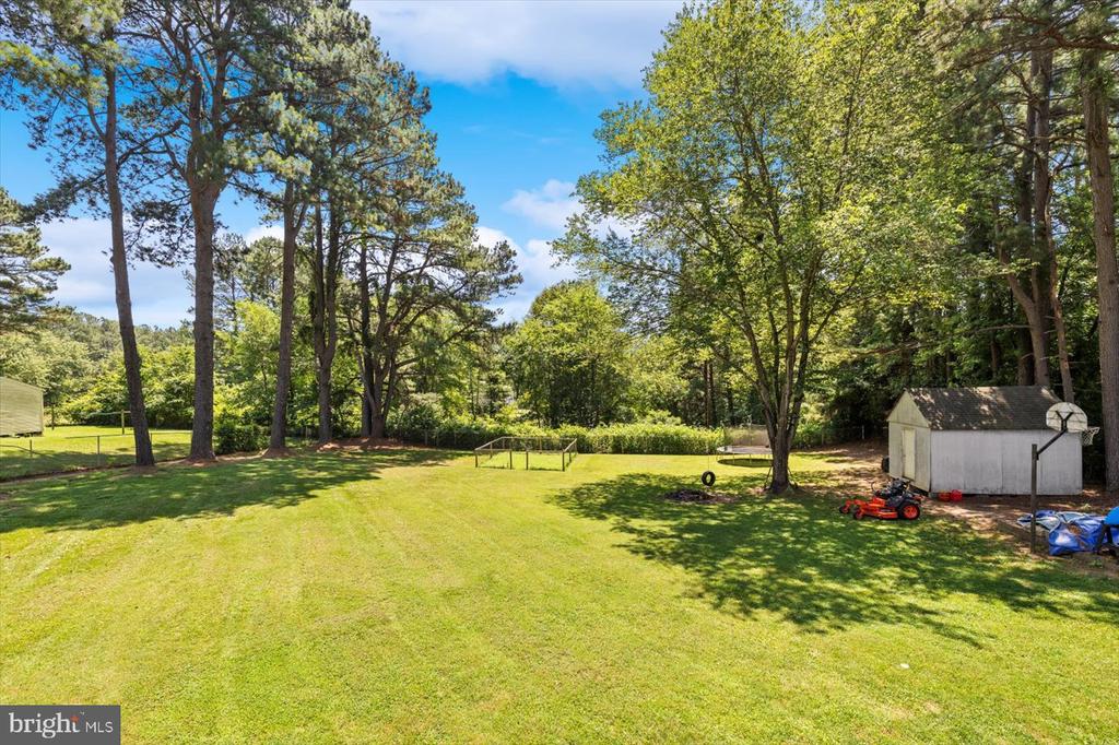 9606 RAPIDAN DR, FREDERICKSBURG, Virginia 22407, 3 Bedrooms Bedrooms, ,1 BathroomBathrooms,Residential,9606 RAPIDAN DR,VASP2034042 MLS # VASP2034042