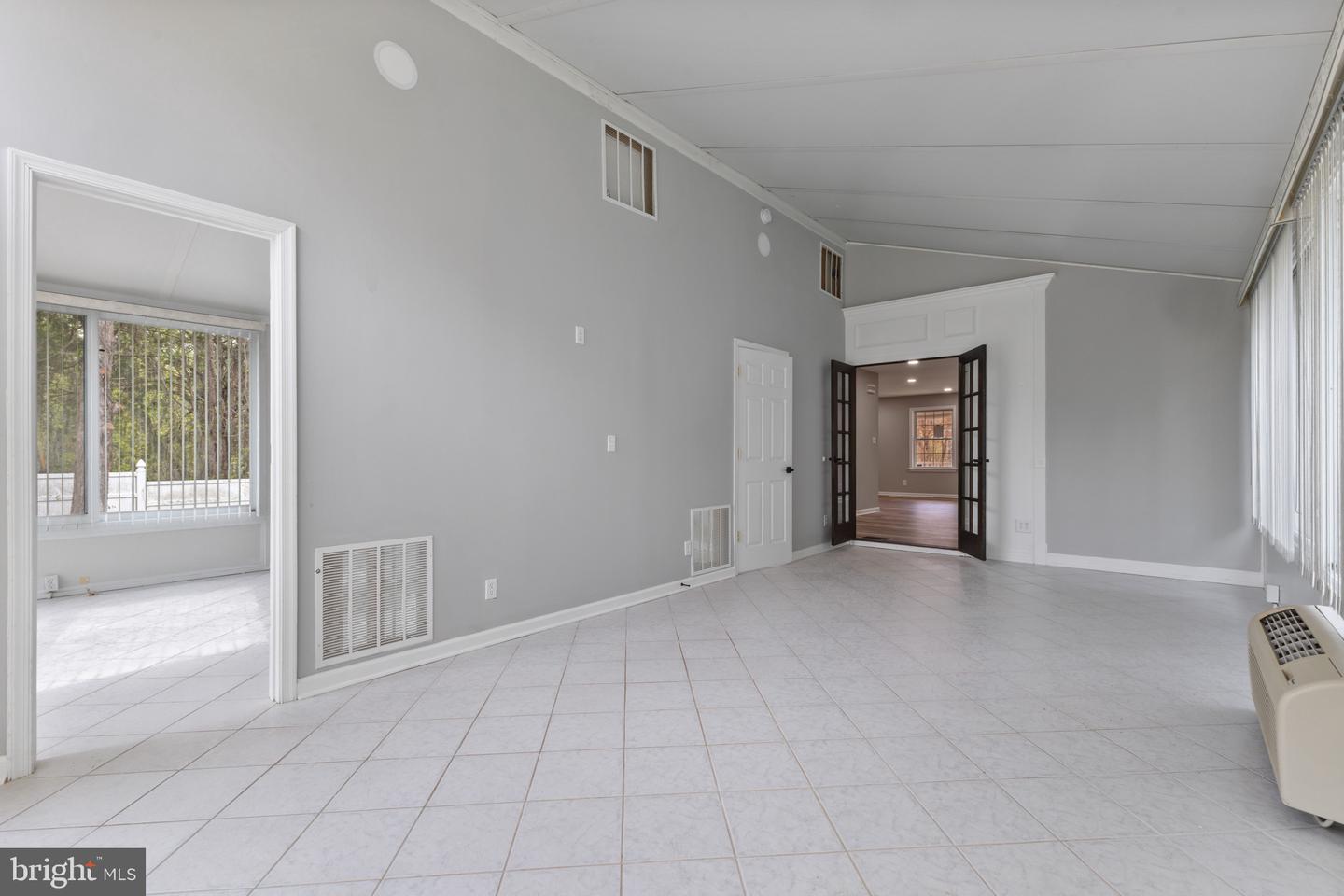 517 DECATUR RD, STAFFORD, Virginia 22554, 3 Bedrooms Bedrooms, ,3 BathroomsBathrooms,Residential,For sale,517 DECATUR RD,VAST2037860 MLS # VAST2037860