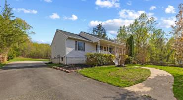 517 DECATUR RD, STAFFORD, Virginia 22554, 3 Bedrooms Bedrooms, ,3 BathroomsBathrooms,Residential,For sale,517 DECATUR RD,VAST2037860 MLS # VAST2037860