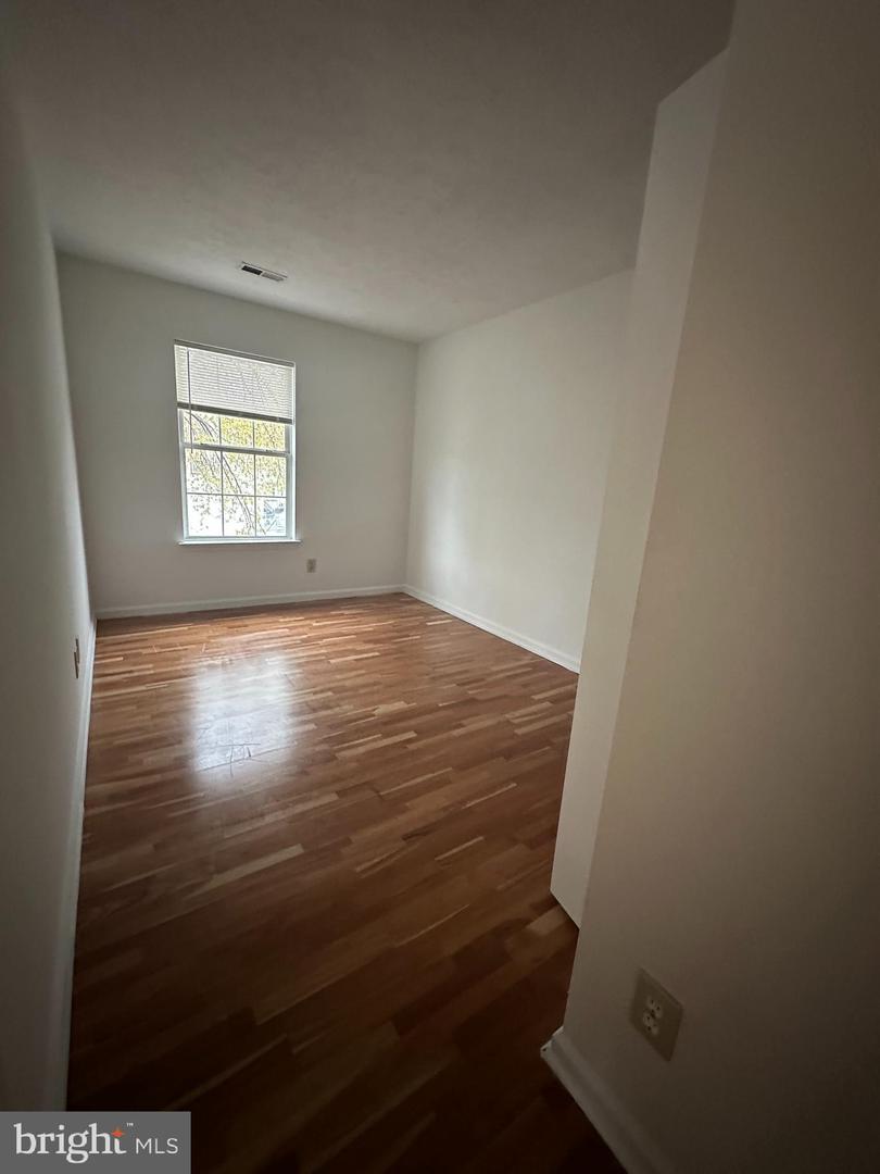 313 MEWS COURT, STAFFORD, Virginia 22554, 3 Bedrooms Bedrooms, 9 Rooms Rooms,2 BathroomsBathrooms,Residential,For sale,313 MEWS COURT,VAST2037864 MLS # VAST2037864