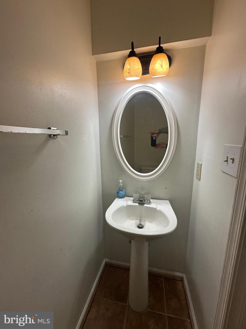 313 MEWS COURT, STAFFORD, Virginia 22554, 3 Bedrooms Bedrooms, 9 Rooms Rooms,2 BathroomsBathrooms,Residential,For sale,313 MEWS COURT,VAST2037864 MLS # VAST2037864