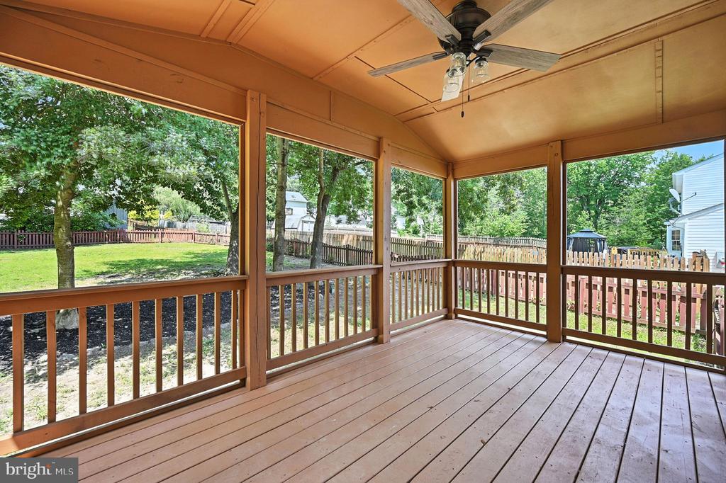 3521 OVERVIEW DR, FREDERICKSBURG, Virginia 22408, 3 Bedrooms Bedrooms, ,2 BathroomsBathrooms,Residential,3521 OVERVIEW DR,VASP2034278 MLS # VASP2034278