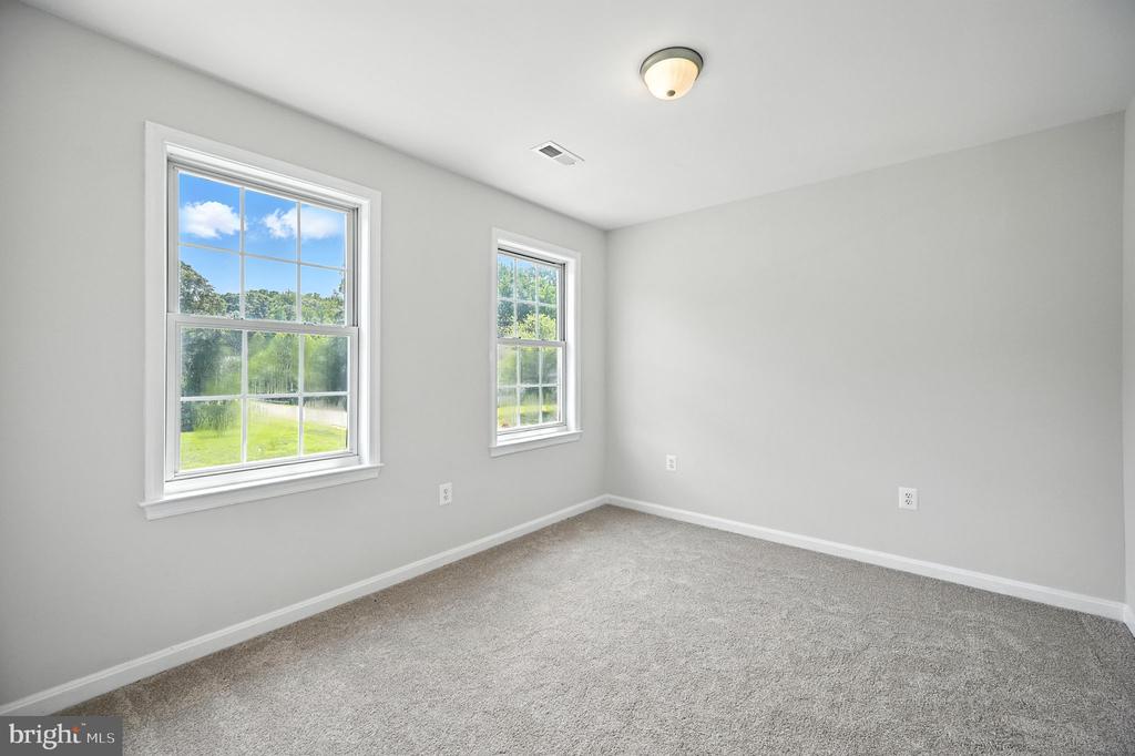3521 OVERVIEW DR, FREDERICKSBURG, Virginia 22408, 3 Bedrooms Bedrooms, ,2 BathroomsBathrooms,Residential,3521 OVERVIEW DR,VASP2034278 MLS # VASP2034278