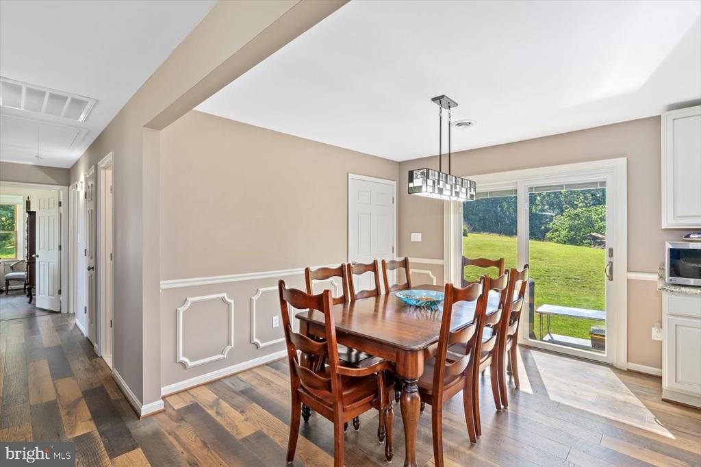 436 CASTLETON VIEW RD, CASTLETON, Virginia 22716, 4 Bedrooms Bedrooms, ,3 BathroomsBathrooms,Residential,436 CASTLETON VIEW RD,VARP2002152 MLS # VARP2002152