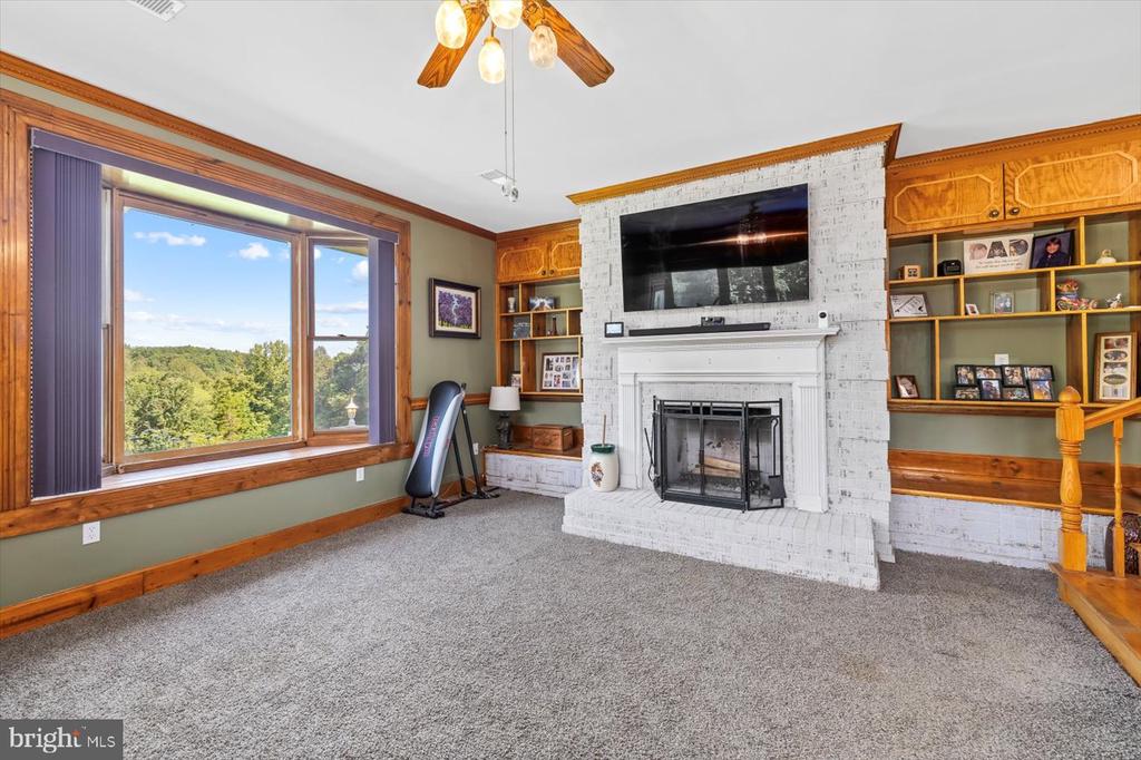 436 CASTLETON VIEW RD, CASTLETON, Virginia 22716, 4 Bedrooms Bedrooms, ,3 BathroomsBathrooms,Residential,436 CASTLETON VIEW RD,VARP2002152 MLS # VARP2002152