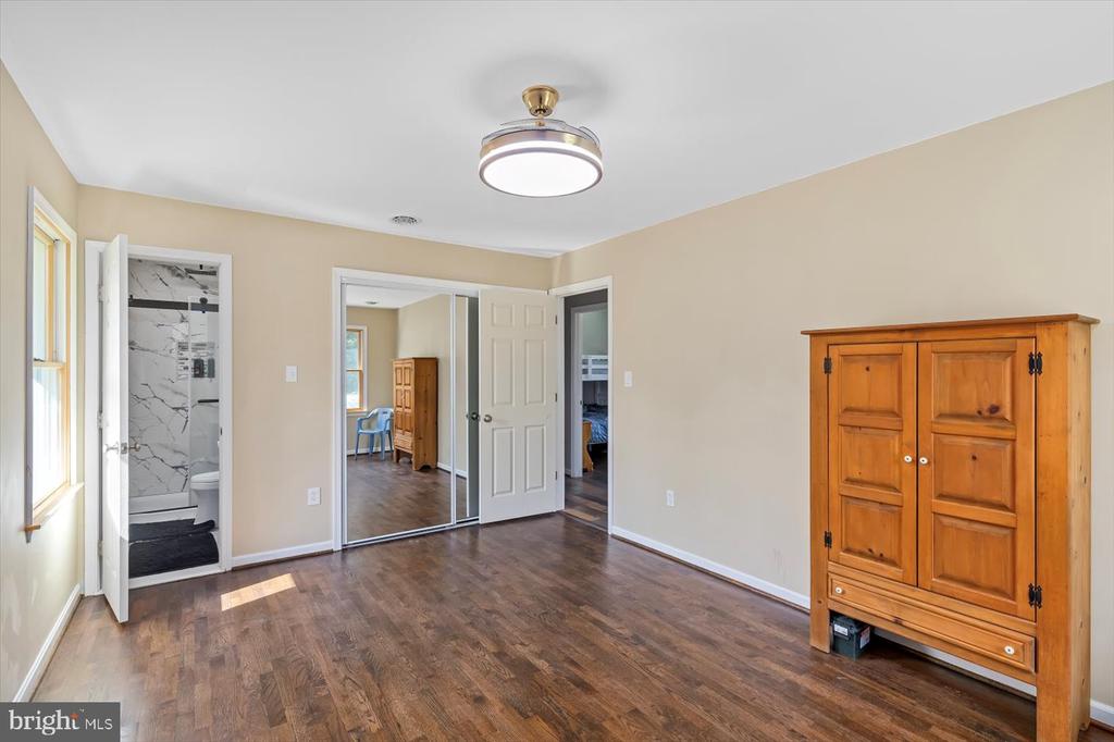 436 CASTLETON VIEW RD, CASTLETON, Virginia 22716, 4 Bedrooms Bedrooms, ,3 BathroomsBathrooms,Residential,436 CASTLETON VIEW RD,VARP2002152 MLS # VARP2002152