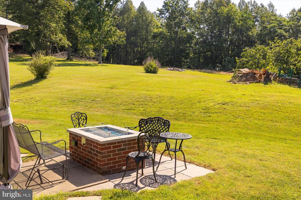 436 CASTLETON VIEW RD, CASTLETON, Virginia 22716, 4 Bedrooms Bedrooms, ,3 BathroomsBathrooms,Residential,436 CASTLETON VIEW RD,VARP2002152 MLS # VARP2002152