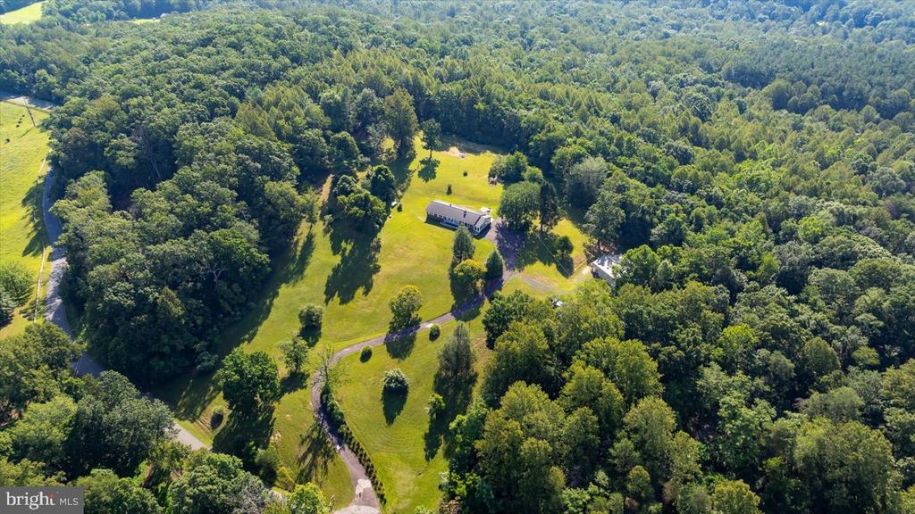 436 CASTLETON VIEW RD, CASTLETON, Virginia 22716, 4 Bedrooms Bedrooms, ,3 BathroomsBathrooms,Residential,436 CASTLETON VIEW RD,VARP2002152 MLS # VARP2002152