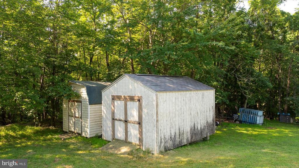 436 CASTLETON VIEW RD, CASTLETON, Virginia 22716, 4 Bedrooms Bedrooms, ,3 BathroomsBathrooms,Residential,436 CASTLETON VIEW RD,VARP2002152 MLS # VARP2002152