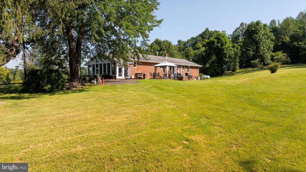 436 CASTLETON VIEW RD, CASTLETON, Virginia 22716, 4 Bedrooms Bedrooms, ,3 BathroomsBathrooms,Residential,436 CASTLETON VIEW RD,VARP2002152 MLS # VARP2002152