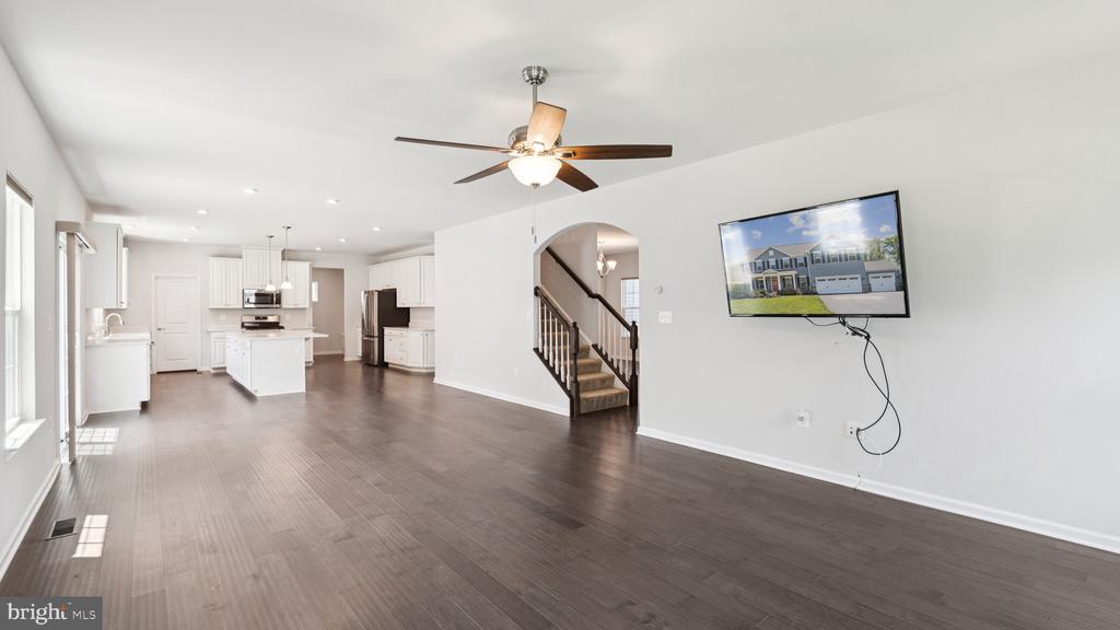 12504 BAINSWOOD CT, FREDERICKSBURG, Virginia 22407, 5 Bedrooms Bedrooms, ,5 BathroomsBathrooms,Residential,12504 BAINSWOOD CT,VASP2034312 MLS # VASP2034312
