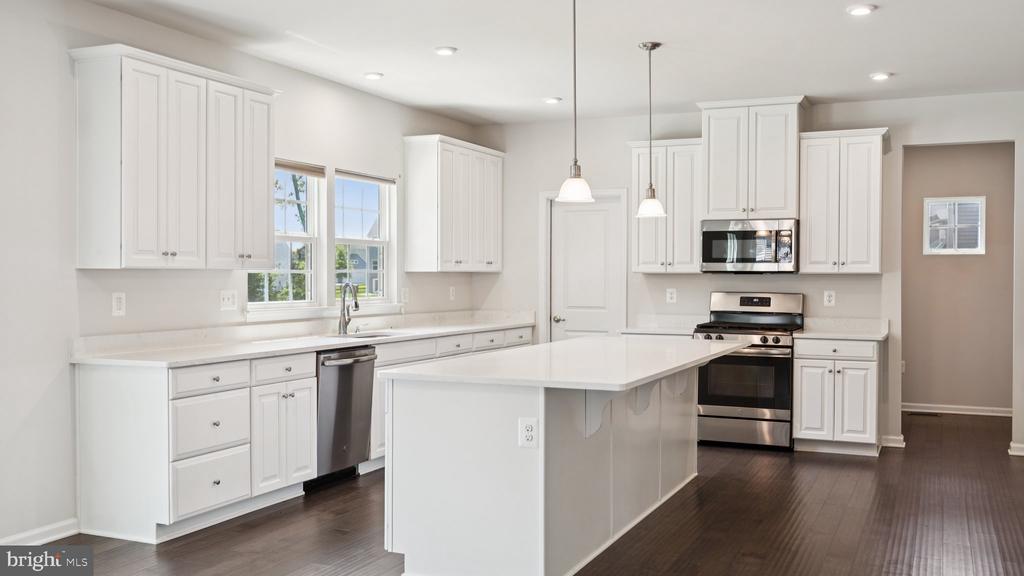 12504 BAINSWOOD CT, FREDERICKSBURG, Virginia 22407, 5 Bedrooms Bedrooms, ,5 BathroomsBathrooms,Residential,12504 BAINSWOOD CT,VASP2034312 MLS # VASP2034312