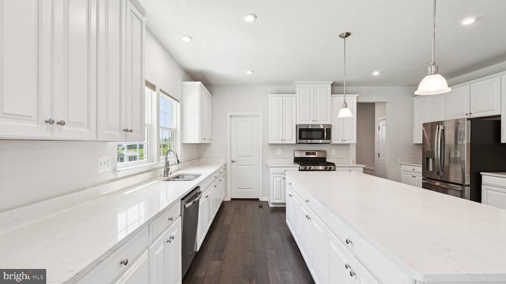 12504 BAINSWOOD CT, FREDERICKSBURG, Virginia 22407, 5 Bedrooms Bedrooms, ,5 BathroomsBathrooms,Residential,12504 BAINSWOOD CT,VASP2034312 MLS # VASP2034312