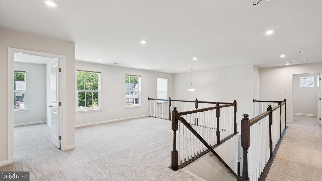 12504 BAINSWOOD CT, FREDERICKSBURG, Virginia 22407, 5 Bedrooms Bedrooms, ,5 BathroomsBathrooms,Residential,12504 BAINSWOOD CT,VASP2034312 MLS # VASP2034312