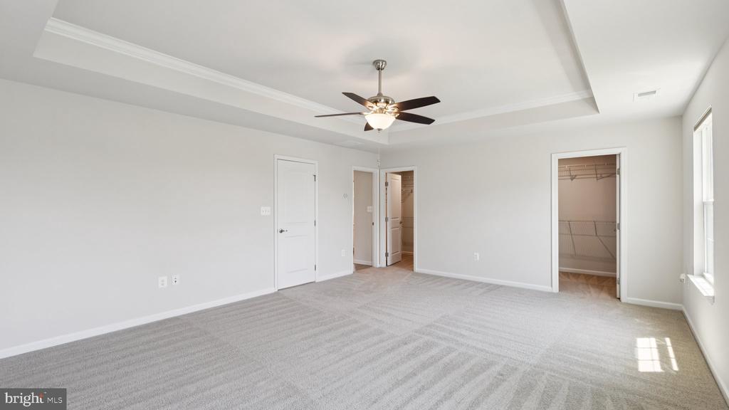 12504 BAINSWOOD CT, FREDERICKSBURG, Virginia 22407, 5 Bedrooms Bedrooms, ,5 BathroomsBathrooms,Residential,12504 BAINSWOOD CT,VASP2034312 MLS # VASP2034312