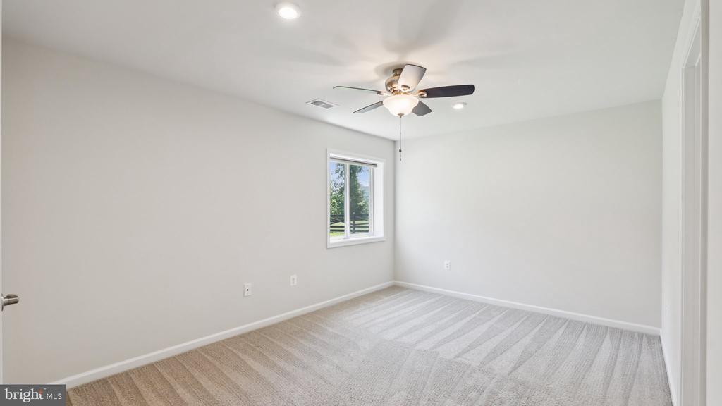 12504 BAINSWOOD CT, FREDERICKSBURG, Virginia 22407, 5 Bedrooms Bedrooms, ,5 BathroomsBathrooms,Residential,12504 BAINSWOOD CT,VASP2034312 MLS # VASP2034312