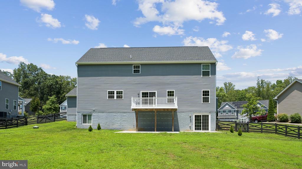 12504 BAINSWOOD CT, FREDERICKSBURG, Virginia 22407, 5 Bedrooms Bedrooms, ,5 BathroomsBathrooms,Residential,12504 BAINSWOOD CT,VASP2034312 MLS # VASP2034312