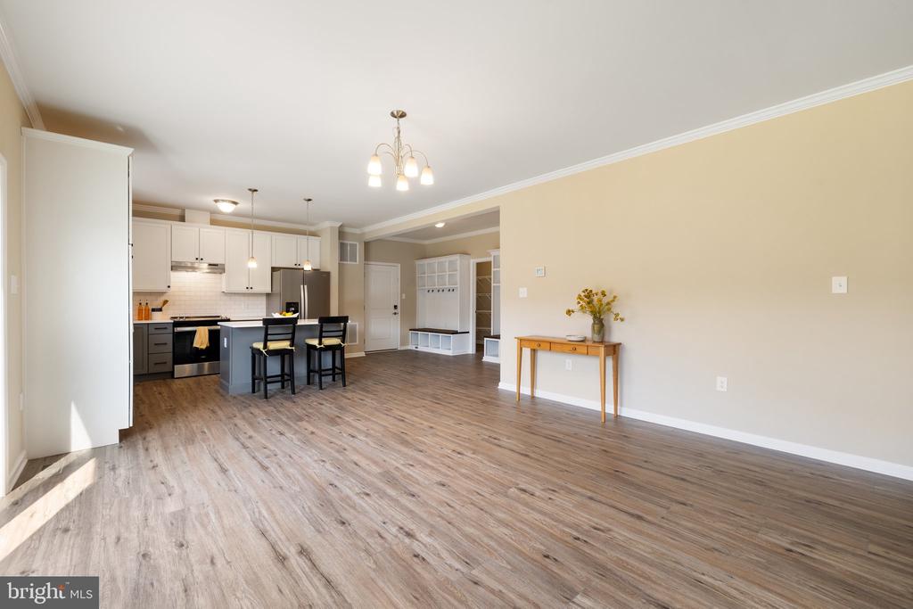8006 SHERBEYN RD, BEALETON, Virginia, 5 Bedrooms Bedrooms, ,3 BathroomsBathrooms,Residential,8006 SHERBEYN RD,VAFQ2017228 MLS # VAFQ2017228