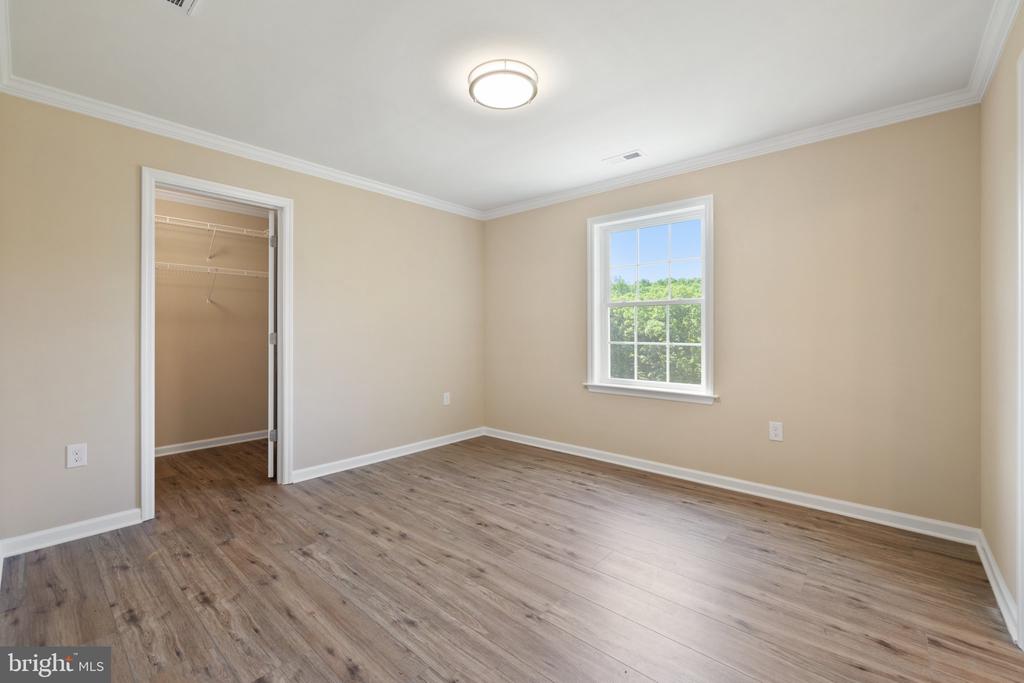 8006 SHERBEYN RD, BEALETON, Virginia, 5 Bedrooms Bedrooms, ,3 BathroomsBathrooms,Residential,8006 SHERBEYN RD,VAFQ2017228 MLS # VAFQ2017228