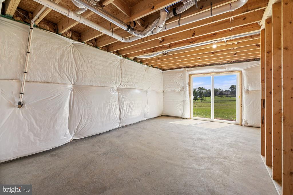 8006 SHERBEYN RD, BEALETON, Virginia, 5 Bedrooms Bedrooms, ,3 BathroomsBathrooms,Residential,8006 SHERBEYN RD,VAFQ2017228 MLS # VAFQ2017228
