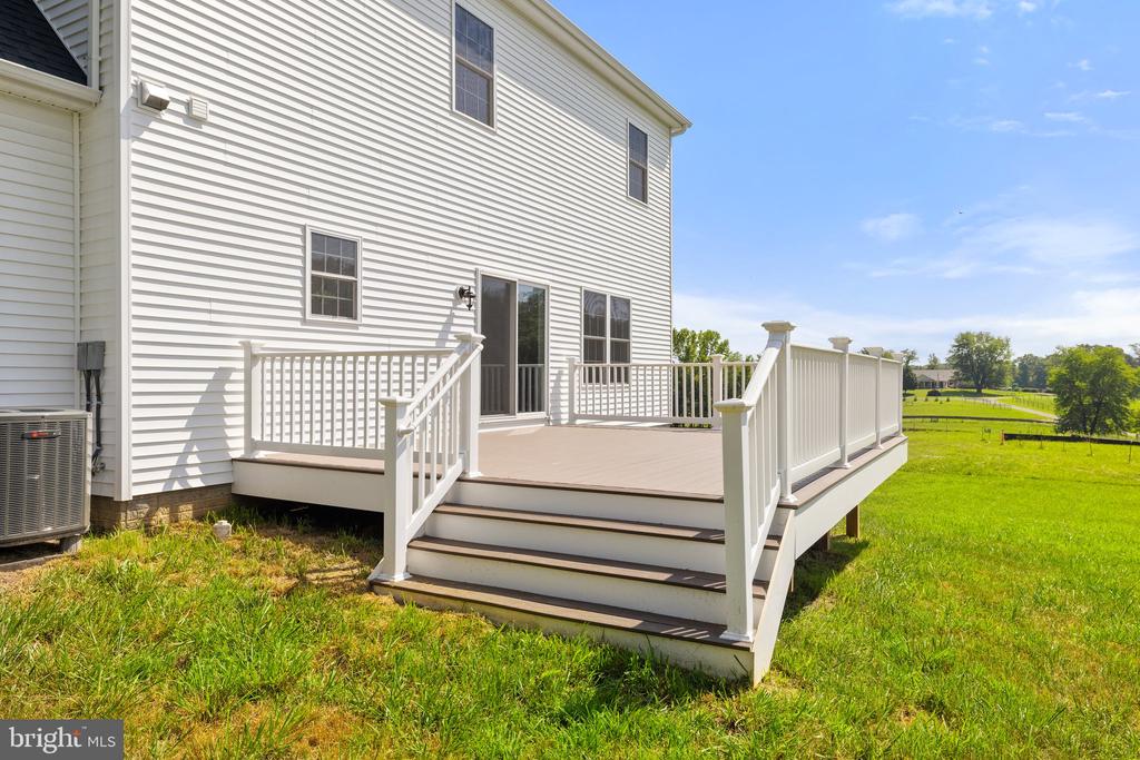 8006 SHERBEYN RD, BEALETON, Virginia, 5 Bedrooms Bedrooms, ,3 BathroomsBathrooms,Residential,8006 SHERBEYN RD,VAFQ2017228 MLS # VAFQ2017228