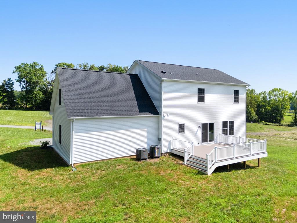 8006 SHERBEYN RD, BEALETON, Virginia, 5 Bedrooms Bedrooms, ,3 BathroomsBathrooms,Residential,8006 SHERBEYN RD,VAFQ2017228 MLS # VAFQ2017228