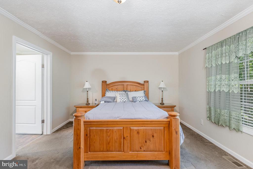 33101 JUNIPER LN, LOCUST GROVE, Virginia 22508, 3 Bedrooms Bedrooms, ,2 BathroomsBathrooms,Residential,33101 JUNIPER LN,VAOR2010046 MLS # VAOR2010046