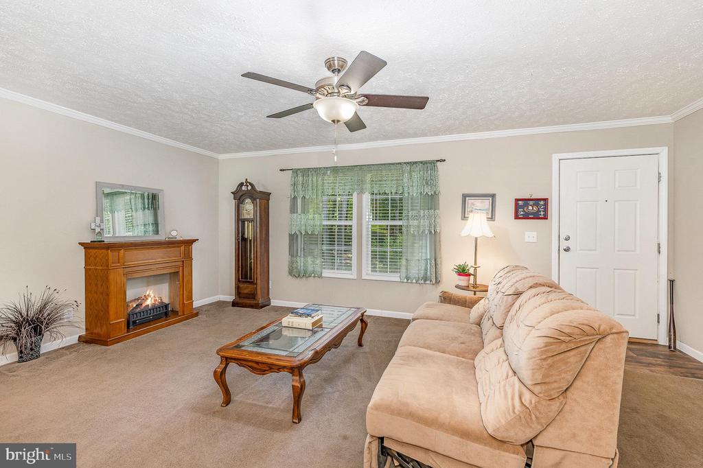 33101 JUNIPER LN, LOCUST GROVE, Virginia 22508, 3 Bedrooms Bedrooms, ,2 BathroomsBathrooms,Residential,33101 JUNIPER LN,VAOR2010046 MLS # VAOR2010046