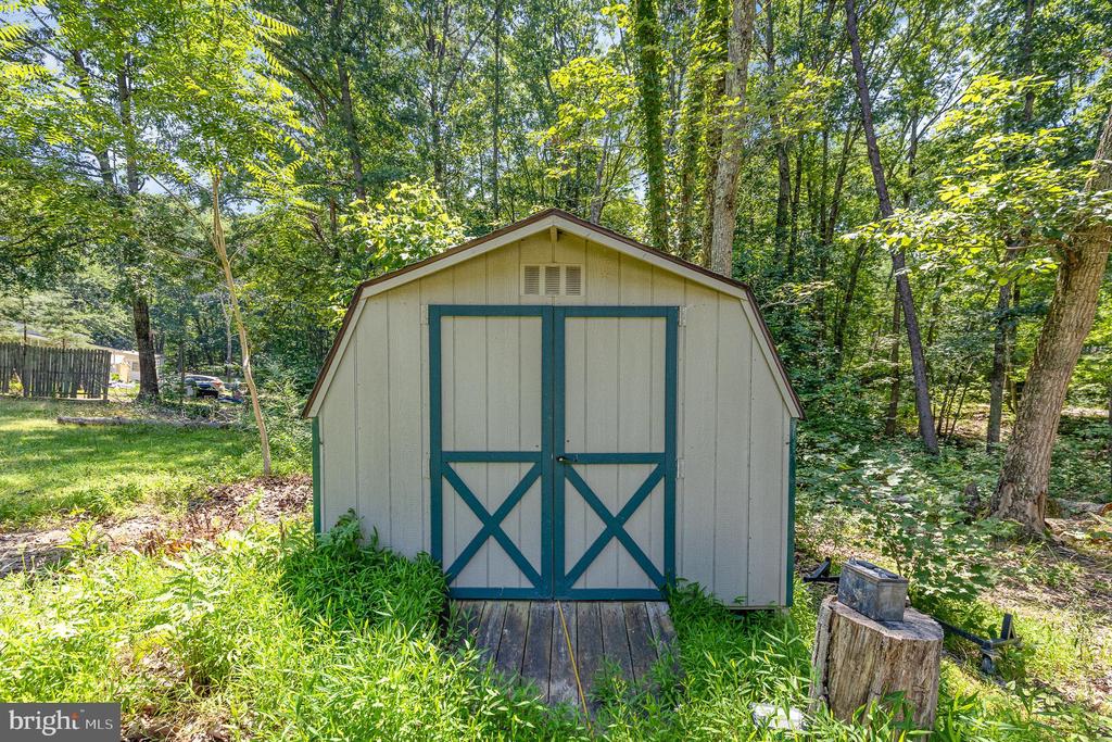 33101 JUNIPER LN, LOCUST GROVE, Virginia 22508, 3 Bedrooms Bedrooms, ,2 BathroomsBathrooms,Residential,33101 JUNIPER LN,VAOR2010046 MLS # VAOR2010046