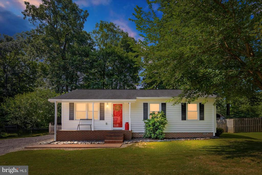 306 PATTERSON AVE, FREDERICKSBURG, Virginia 22407, 3 Bedrooms Bedrooms, ,2 BathroomsBathrooms,Residential,MILL GARDEN,306 PATTERSON AVE,VASP2034322 MLS # VASP2034322