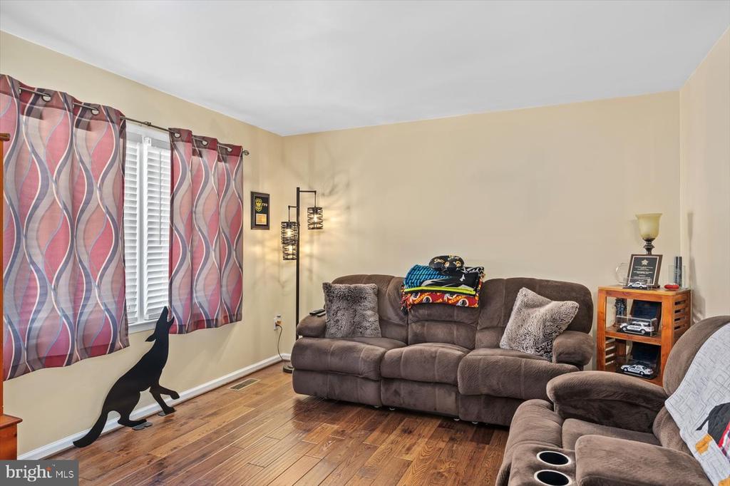 306 PATTERSON AVE, FREDERICKSBURG, Virginia 22407, 3 Bedrooms Bedrooms, ,2 BathroomsBathrooms,Residential,MILL GARDEN,306 PATTERSON AVE,VASP2034322 MLS # VASP2034322