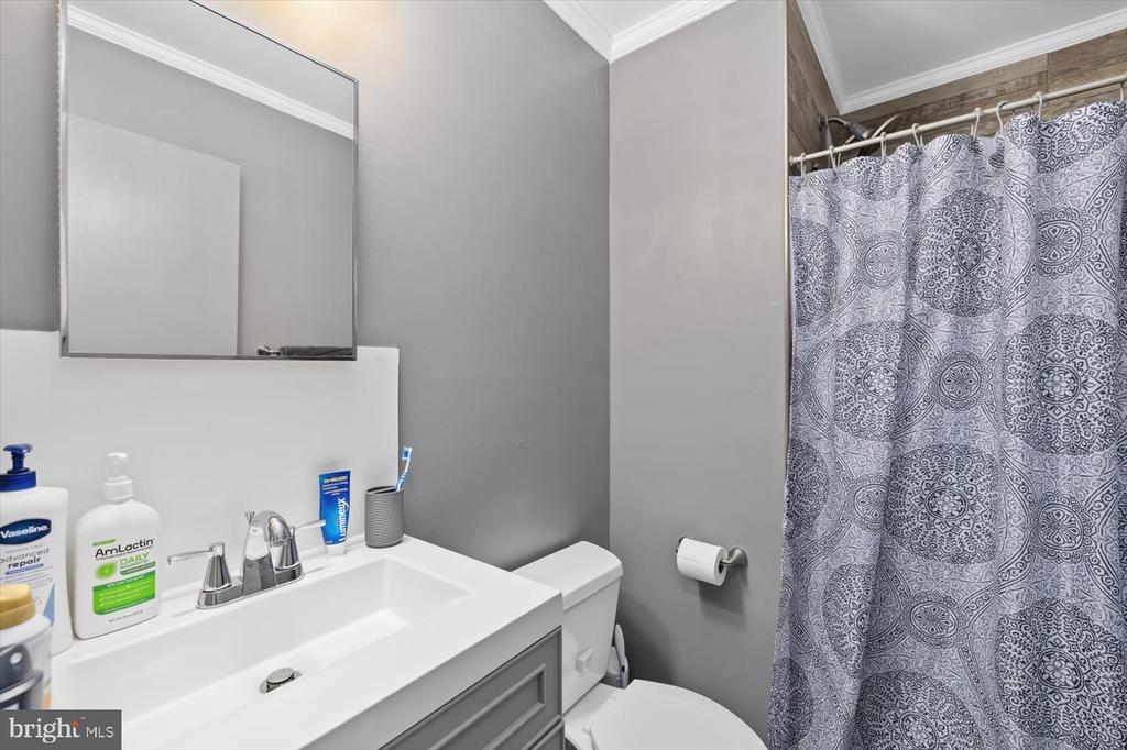 306 PATTERSON AVE, FREDERICKSBURG, Virginia 22407, 3 Bedrooms Bedrooms, ,2 BathroomsBathrooms,Residential,MILL GARDEN,306 PATTERSON AVE,VASP2034322 MLS # VASP2034322