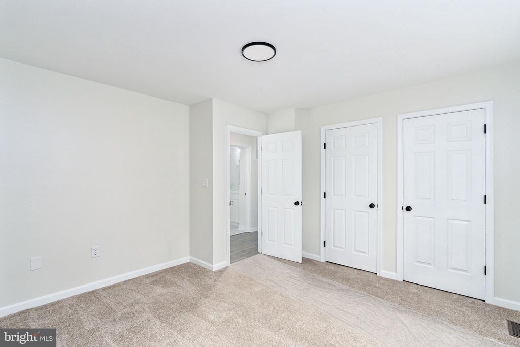 12719 PICKETT CT, SPOTSYLVANIA, Virginia 22551, 4 Bedrooms Bedrooms, ,2 BathroomsBathrooms,Residential,12719 PICKETT CT,VASP2034326 MLS # VASP2034326
