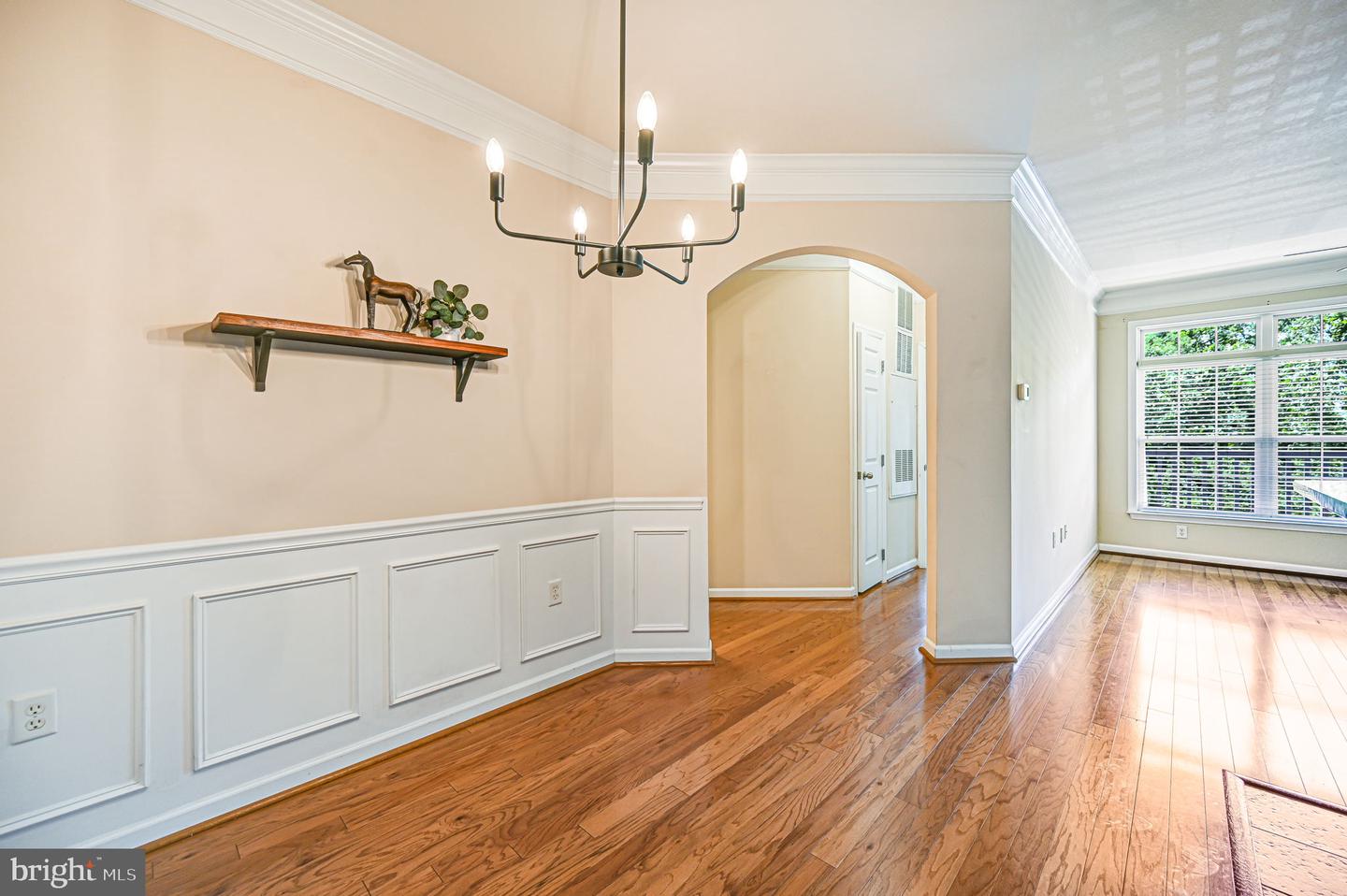 512 SUNSET VIEW TER SE #302, LEESBURG, Virginia 20175, 1 Bedroom Bedrooms, 6 Rooms Rooms,1 BathroomBathrooms,Residential,For sale,512 SUNSET VIEW TER SE #302,VALO2094960 MLS # VALO2094960