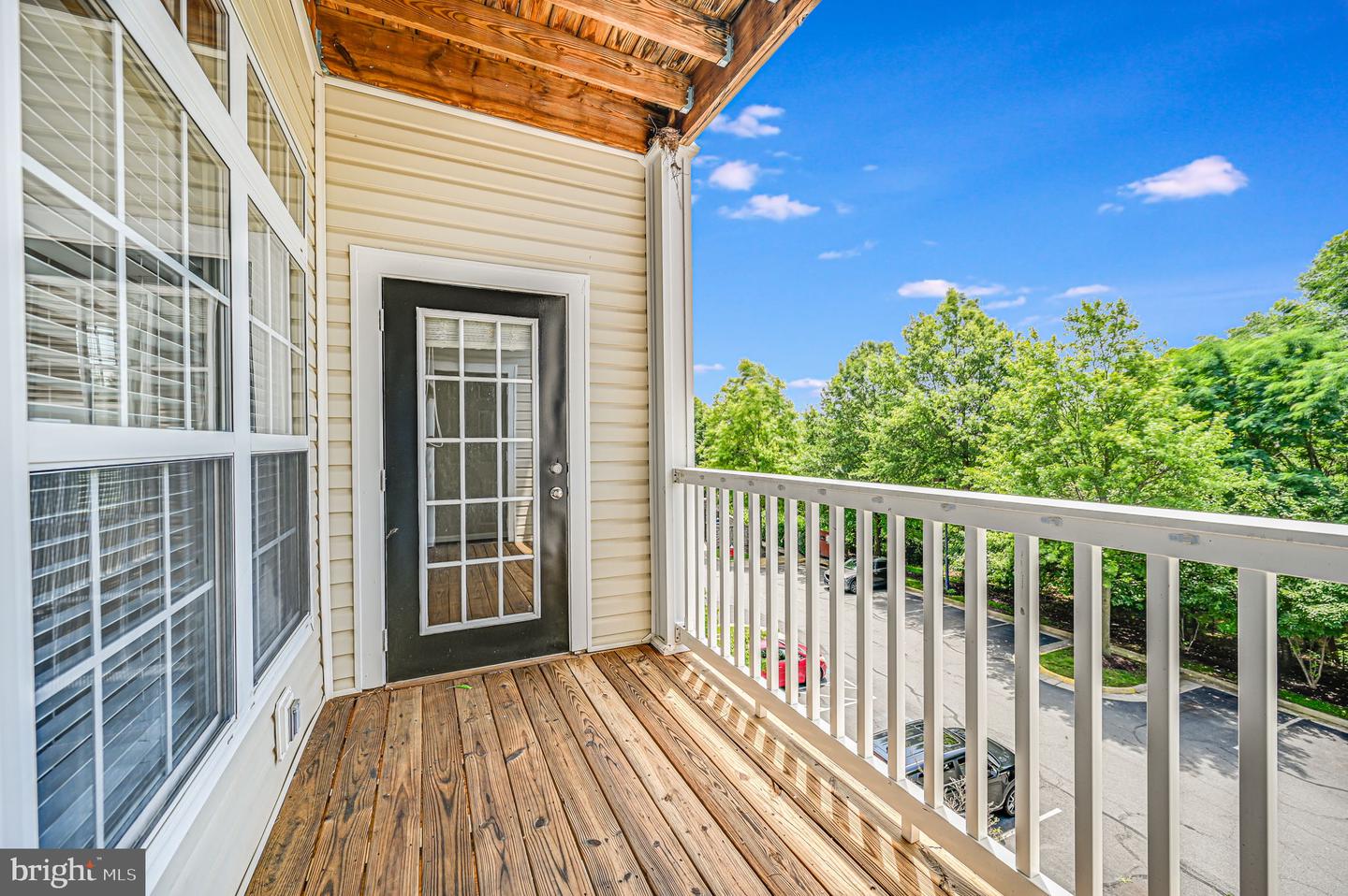 512 SUNSET VIEW TER SE #302, LEESBURG, Virginia 20175, 1 Bedroom Bedrooms, 6 Rooms Rooms,1 BathroomBathrooms,Residential,For sale,512 SUNSET VIEW TER SE #302,VALO2094960 MLS # VALO2094960