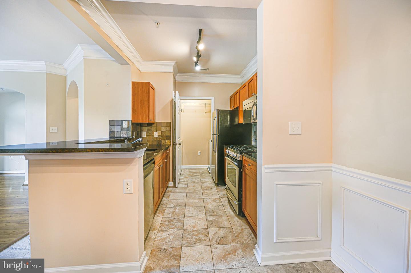 512 SUNSET VIEW TER SE #302, LEESBURG, Virginia 20175, 1 Bedroom Bedrooms, 6 Rooms Rooms,1 BathroomBathrooms,Residential,For sale,512 SUNSET VIEW TER SE #302,VALO2094960 MLS # VALO2094960