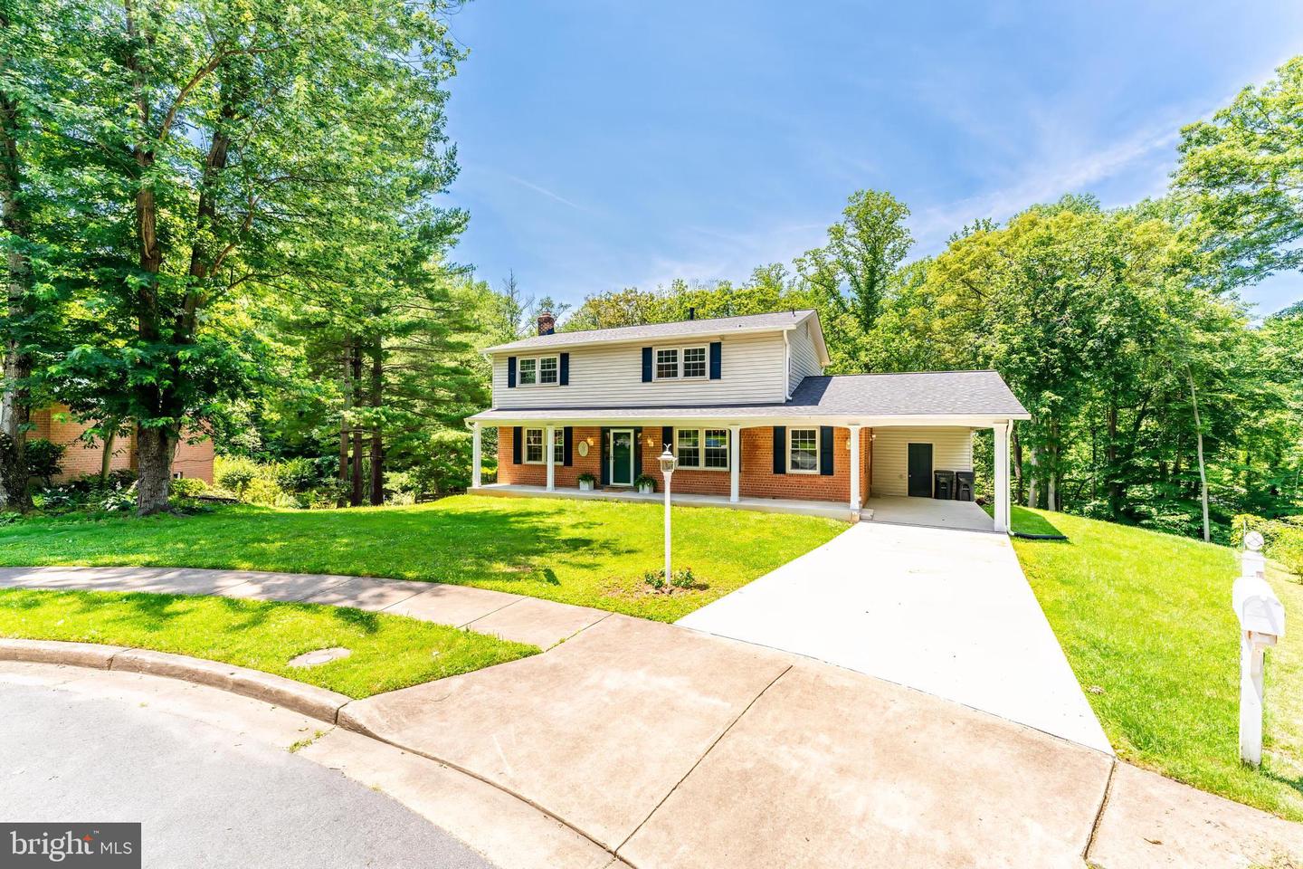 8817 BRIDLE WOOD DR, SPRINGFIELD, Virginia 22152, 5 Bedrooms Bedrooms, ,2 BathroomsBathrooms,Residential,For sale,8817 BRIDLE WOOD DR,VAFX2238688 MLS # VAFX2238688
