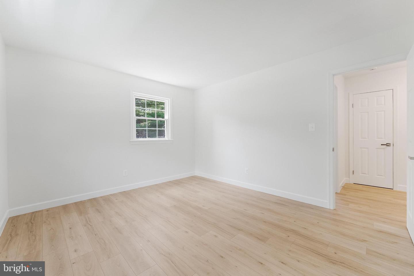 8817 BRIDLE WOOD DR, SPRINGFIELD, Virginia 22152, 5 Bedrooms Bedrooms, ,2 BathroomsBathrooms,Residential,For sale,8817 BRIDLE WOOD DR,VAFX2238688 MLS # VAFX2238688