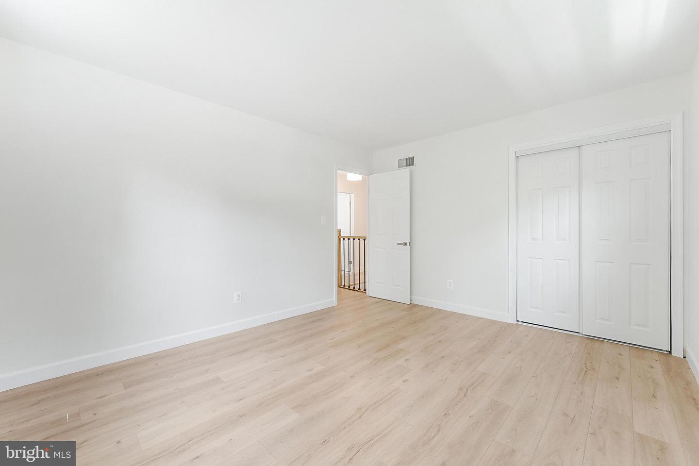 8817 BRIDLE WOOD DR, SPRINGFIELD, Virginia 22152, 5 Bedrooms Bedrooms, ,2 BathroomsBathrooms,Residential,For sale,8817 BRIDLE WOOD DR,VAFX2238688 MLS # VAFX2238688