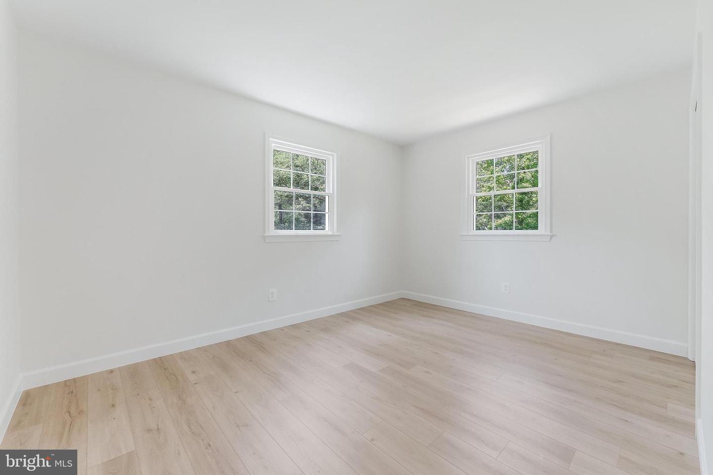 8817 BRIDLE WOOD DR, SPRINGFIELD, Virginia 22152, 5 Bedrooms Bedrooms, ,2 BathroomsBathrooms,Residential,For sale,8817 BRIDLE WOOD DR,VAFX2238688 MLS # VAFX2238688