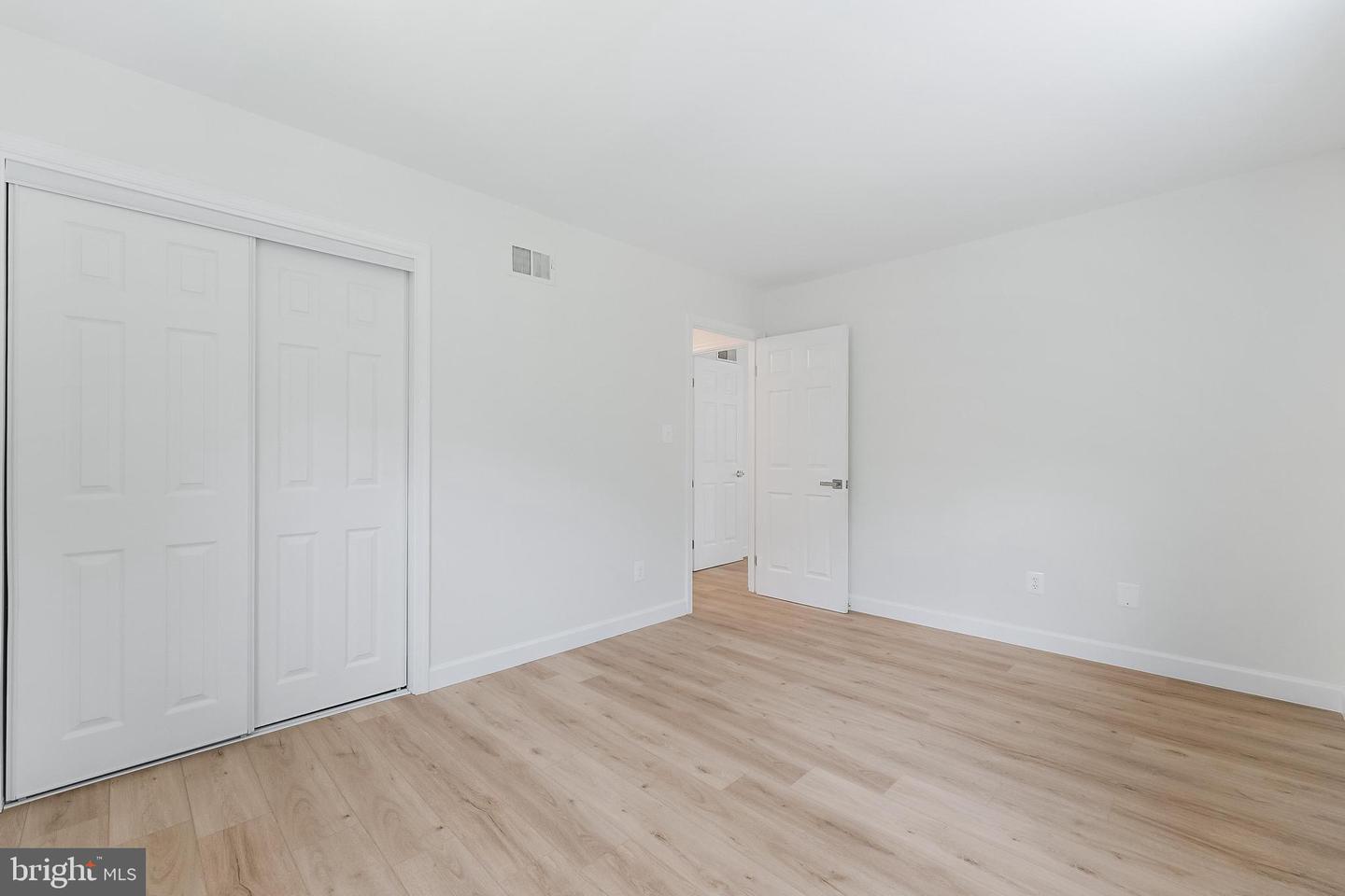 8817 BRIDLE WOOD DR, SPRINGFIELD, Virginia 22152, 5 Bedrooms Bedrooms, ,2 BathroomsBathrooms,Residential,For sale,8817 BRIDLE WOOD DR,VAFX2238688 MLS # VAFX2238688