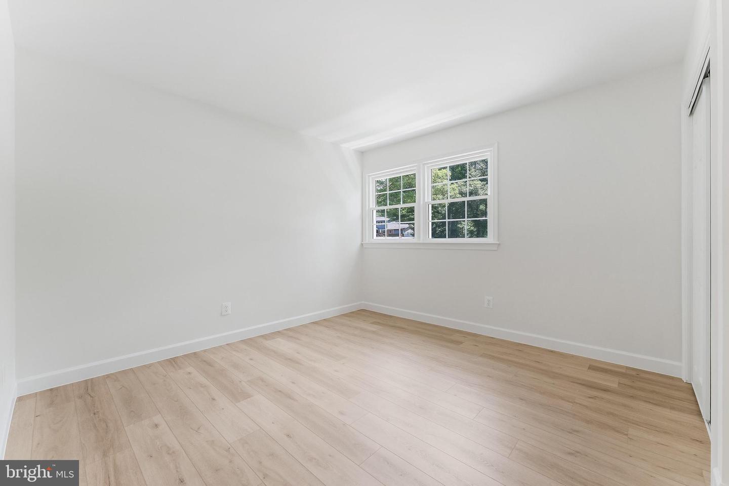 8817 BRIDLE WOOD DR, SPRINGFIELD, Virginia 22152, 5 Bedrooms Bedrooms, ,2 BathroomsBathrooms,Residential,For sale,8817 BRIDLE WOOD DR,VAFX2238688 MLS # VAFX2238688