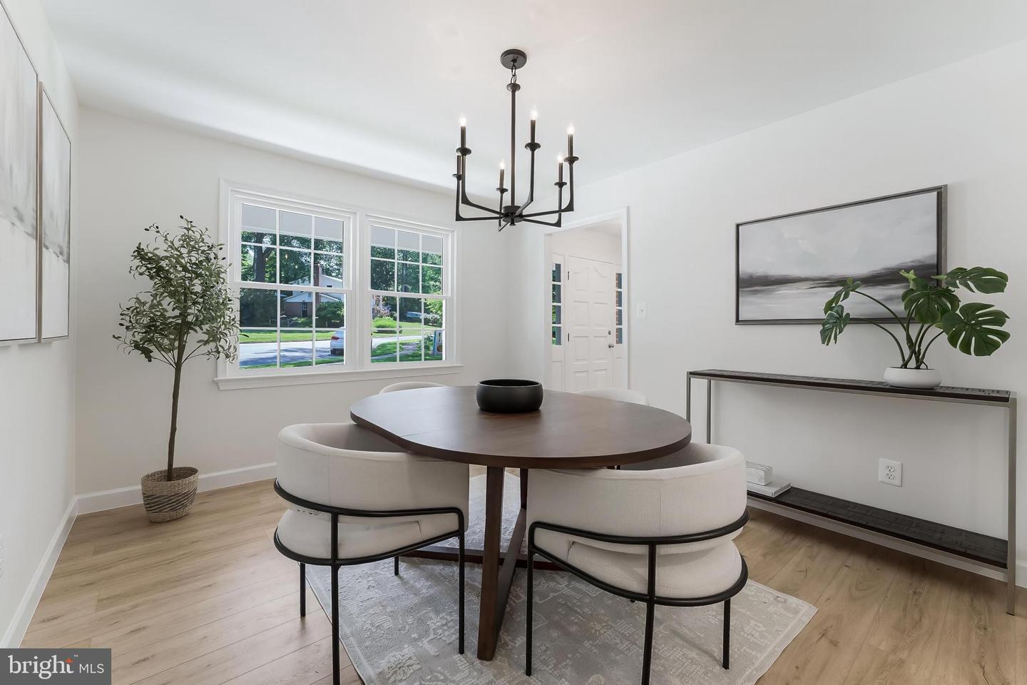 8817 BRIDLE WOOD DR, SPRINGFIELD, Virginia 22152, 5 Bedrooms Bedrooms, ,2 BathroomsBathrooms,Residential,For sale,8817 BRIDLE WOOD DR,VAFX2238688 MLS # VAFX2238688