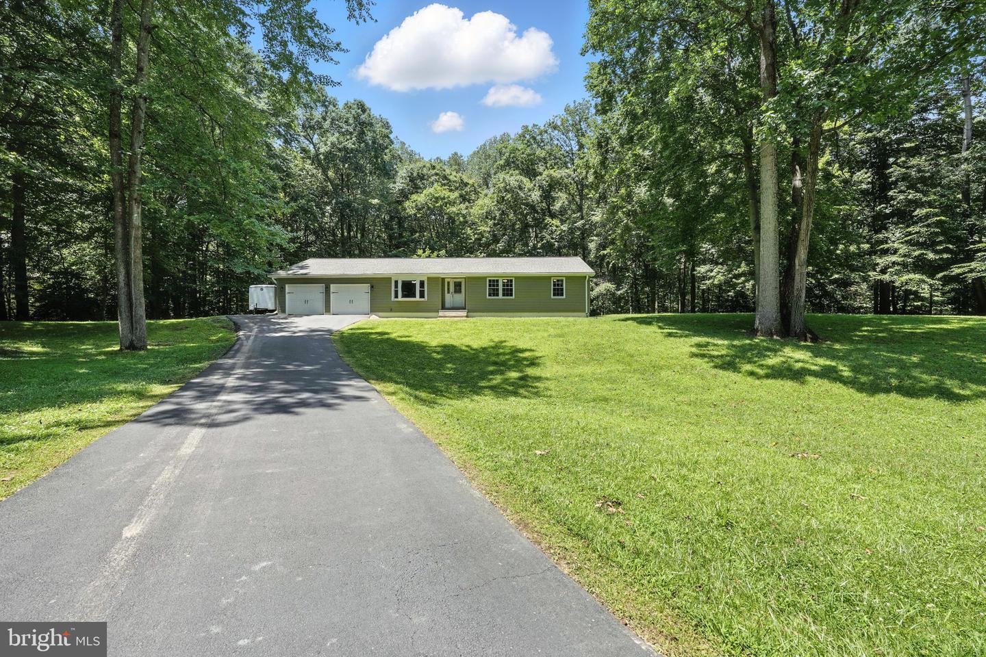 10282 GREYSTONE RD, MANASSAS, Virginia 20111, 3 Bedrooms Bedrooms, ,3 BathroomsBathrooms,Residential,For sale,10282 GREYSTONE RD,VAPW2093988 MLS # VAPW2093988