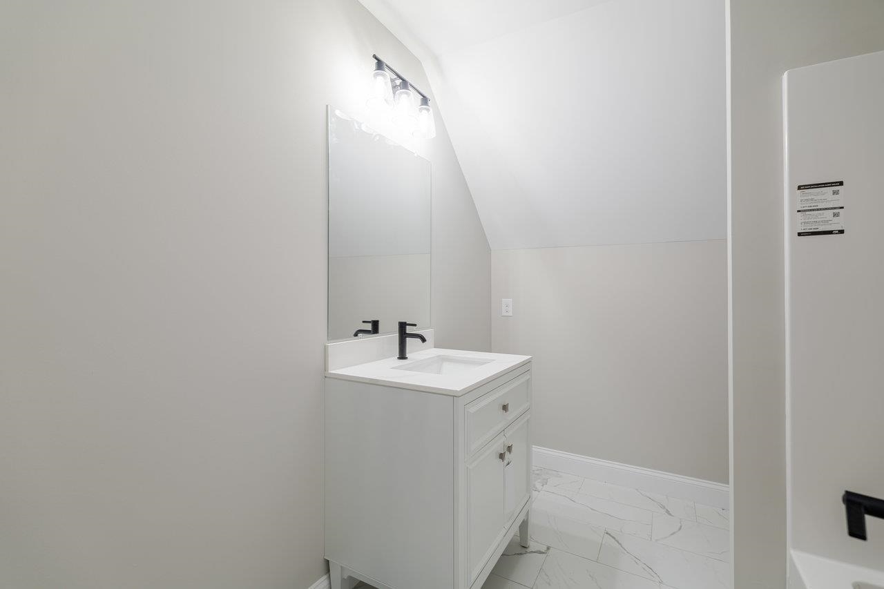 5155 RETRIEVER LN, MCGAHEYSVILLE, Virginia 22840, 4 Bedrooms Bedrooms, ,3 BathroomsBathrooms,Residential,5155 RETRIEVER LN,666218 MLS # 666218