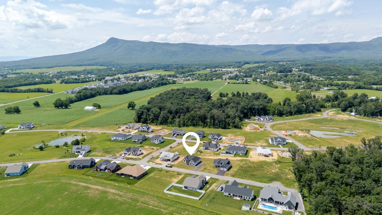 5155 RETRIEVER LN, MCGAHEYSVILLE, Virginia 22840, 4 Bedrooms Bedrooms, ,3 BathroomsBathrooms,Residential,5155 RETRIEVER LN,666218 MLS # 666218