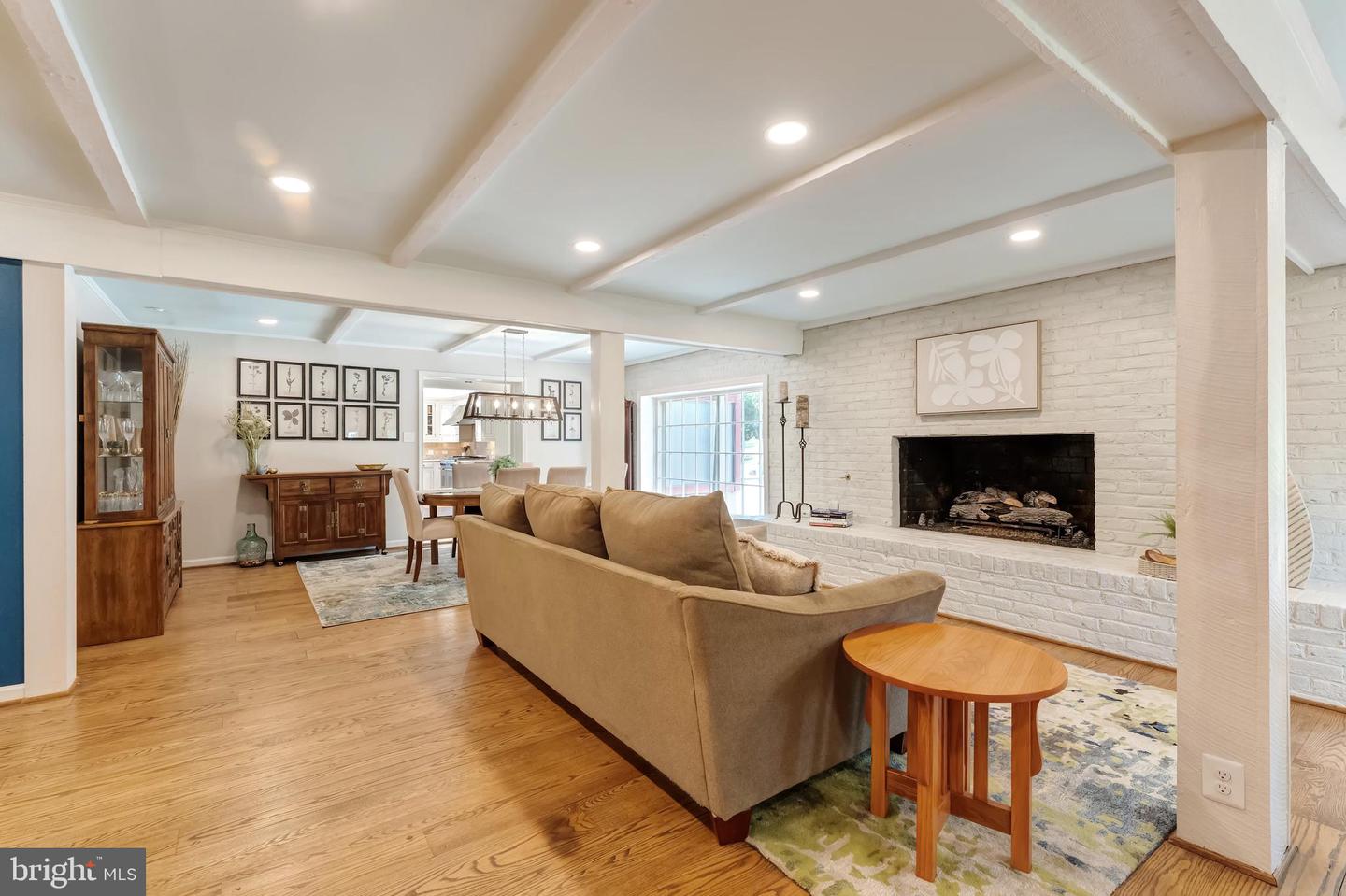 7700 MANOR HOUSE DR, FAIRFAX STATION, Virginia 22039, 5 Bedrooms Bedrooms, ,5 BathroomsBathrooms,Residential,For sale,7700 MANOR HOUSE DR,VAFX2239204 MLS # VAFX2239204
