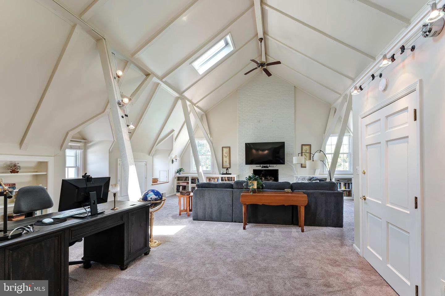 7700 MANOR HOUSE DR, FAIRFAX STATION, Virginia 22039, 5 Bedrooms Bedrooms, ,5 BathroomsBathrooms,Residential,For sale,7700 MANOR HOUSE DR,VAFX2239204 MLS # VAFX2239204