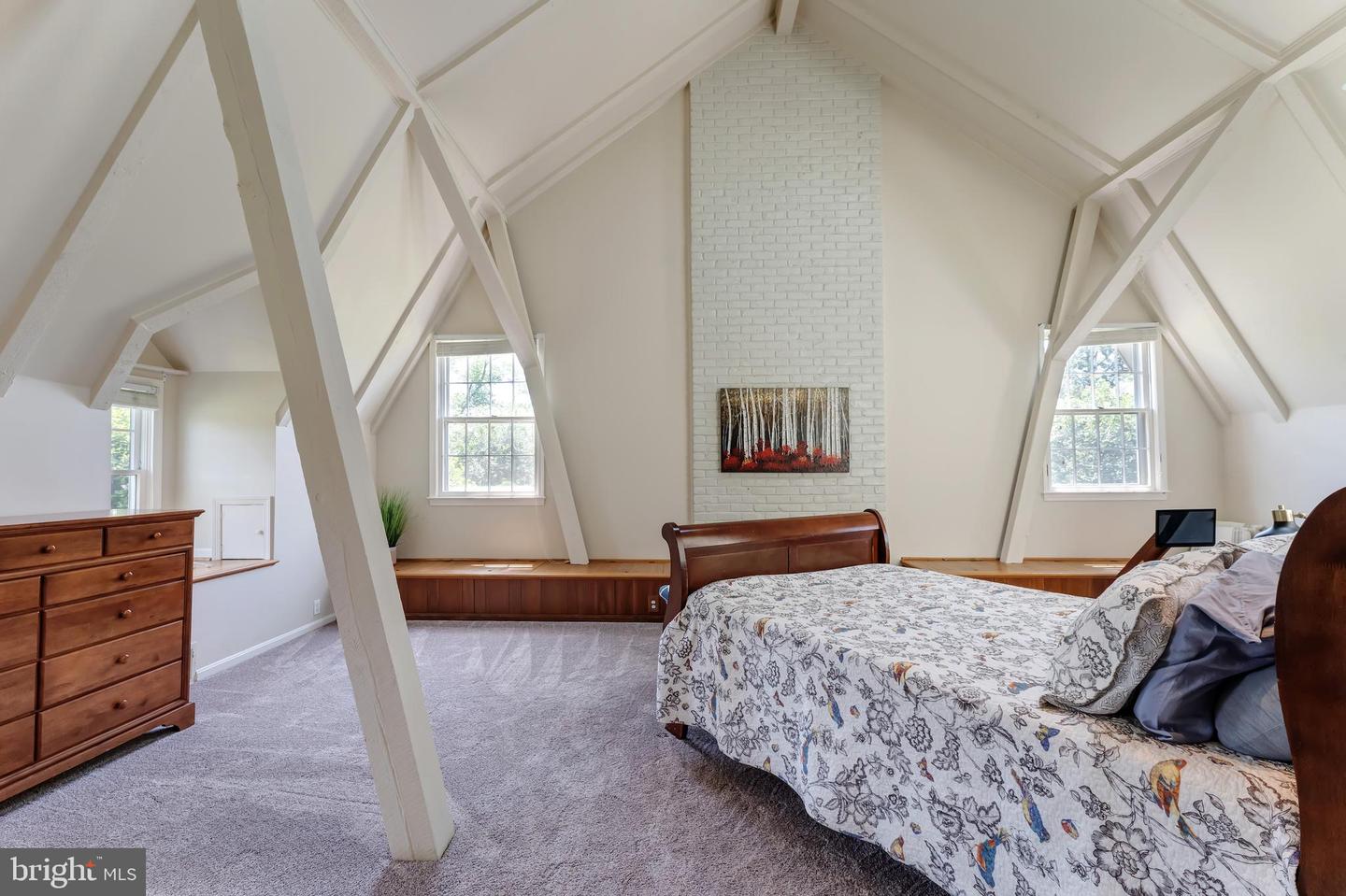 7700 MANOR HOUSE DR, FAIRFAX STATION, Virginia 22039, 5 Bedrooms Bedrooms, ,5 BathroomsBathrooms,Residential,For sale,7700 MANOR HOUSE DR,VAFX2239204 MLS # VAFX2239204